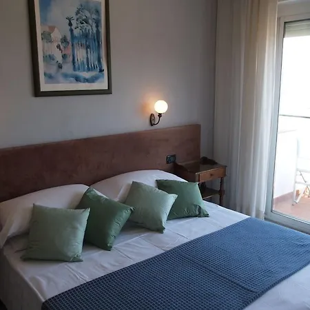 Hotell Moresco Diano Marina