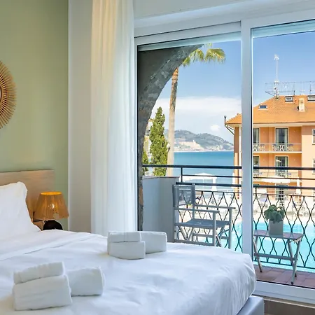 Hotell Moresco Diano Marina