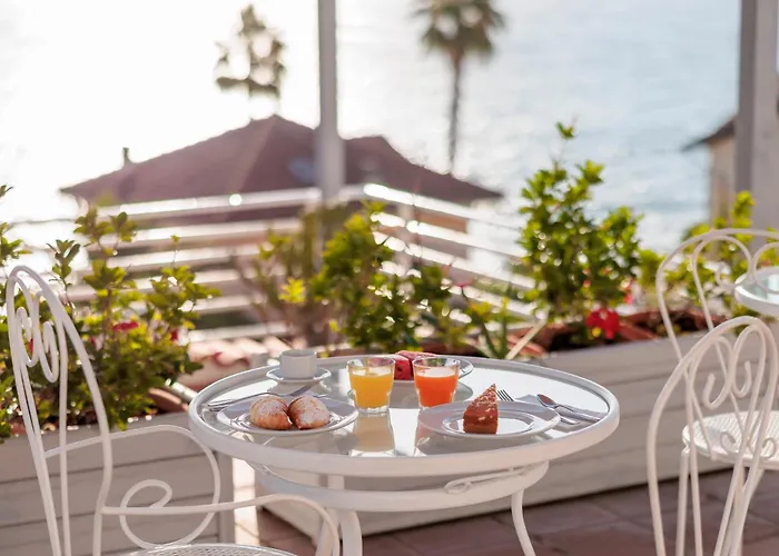 Moresco 3* 迪亚诺马里纳